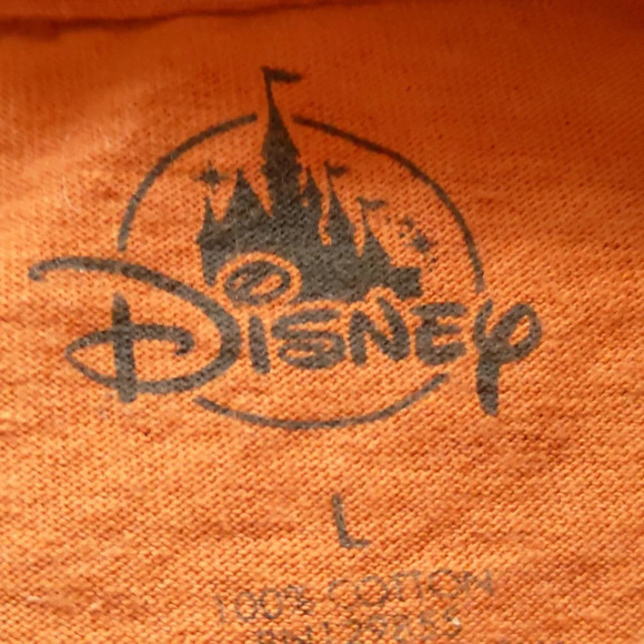Disney tee - Picture 2 of 2